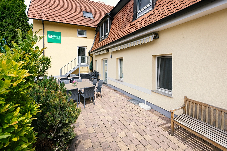 wohngemeinschaft-haus-david-altenpflege-beatmungspflege-intensivpflege-mannheim-seckenheim-03
